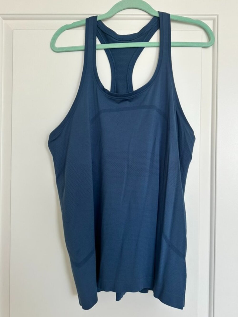 Lululemon Swiftly Tech Racerback Tank Top Blue Size 14 Like New